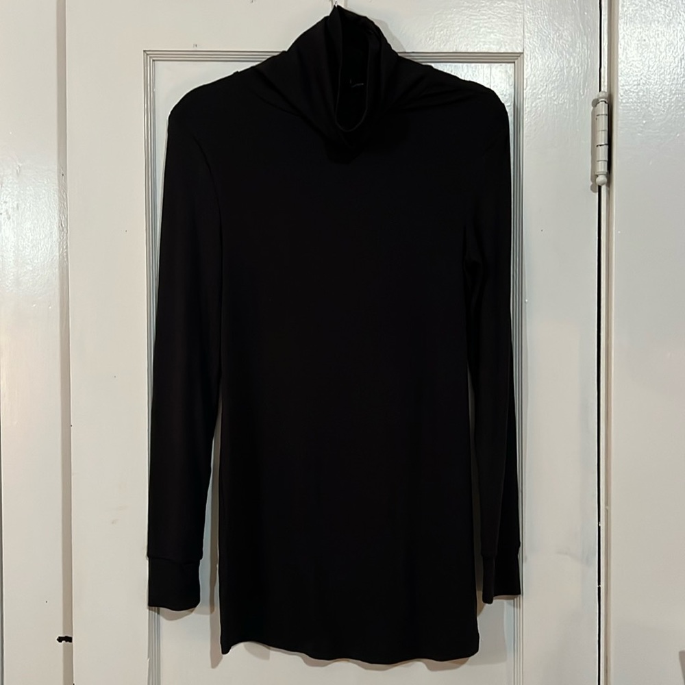 universal standard black rib knit long sleeve turtleneck tshirt